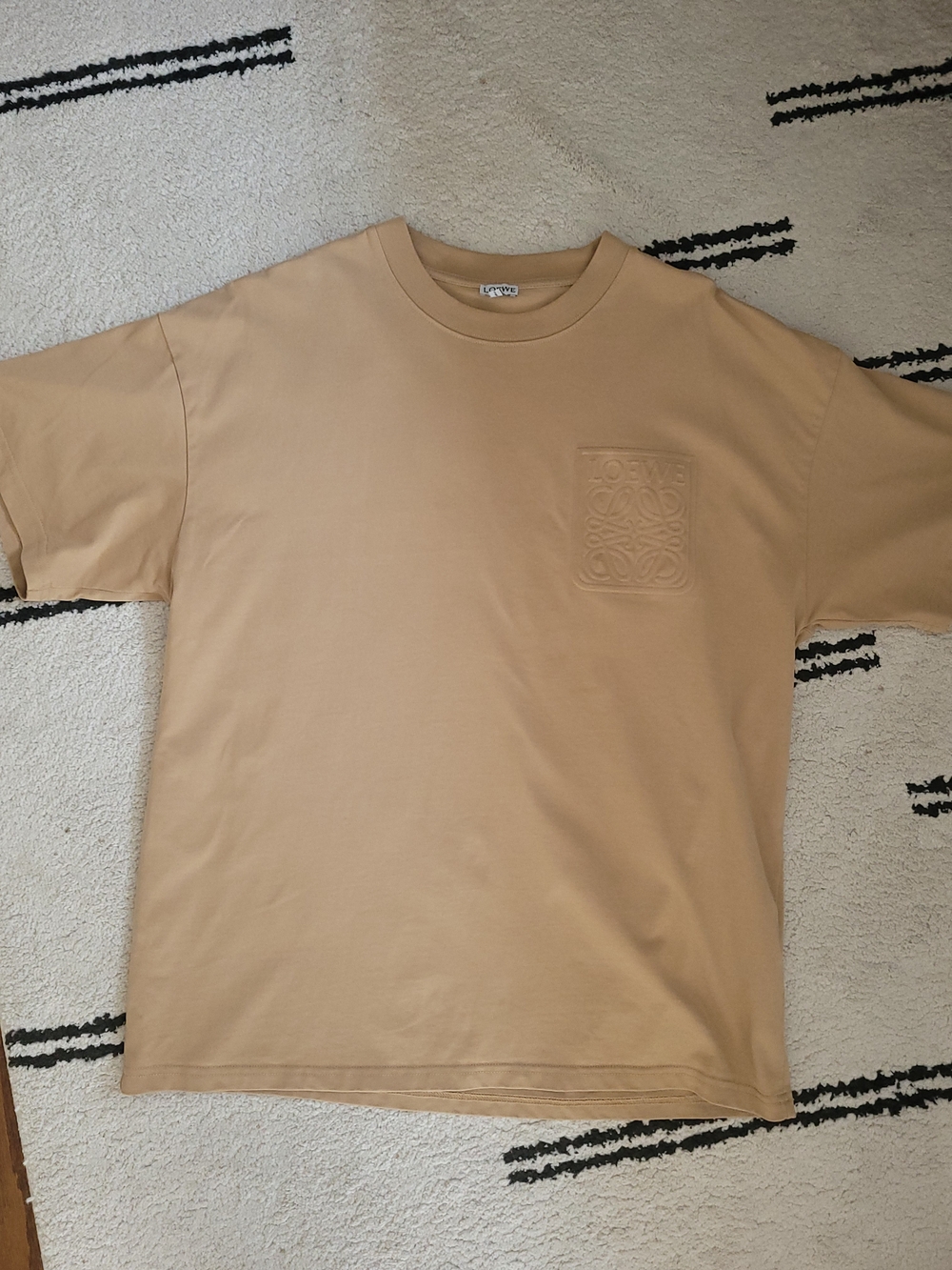Loewe Men’s Tan Crewneck Logo T-Shirt - Picture 2 of 5